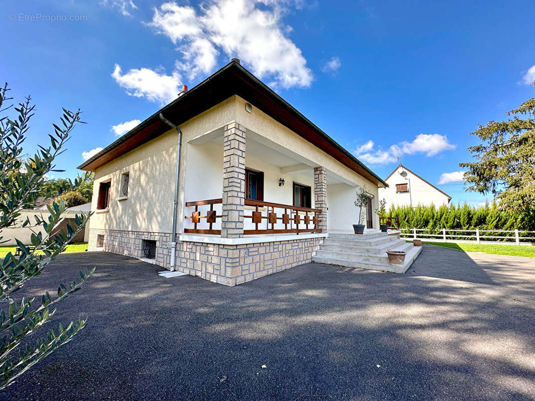 Maison à SOUPPES-SUR-LOING