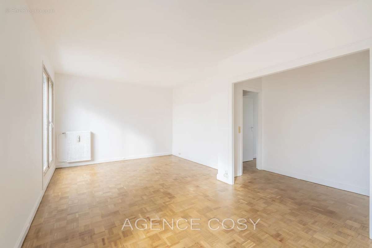 Appartement à VERSAILLES