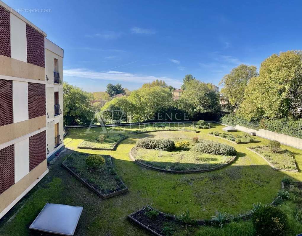 Appartement à AIX-EN-PROVENCE