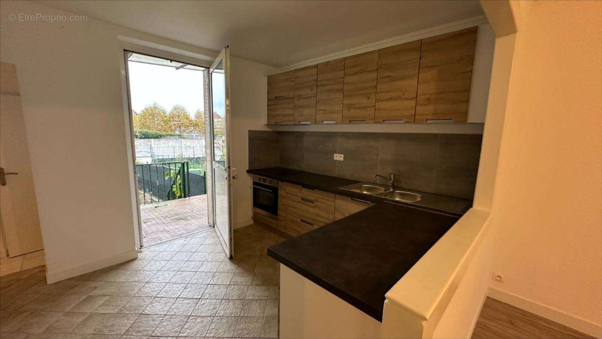 Appartement à JARVILLE-LA-MALGRANGE