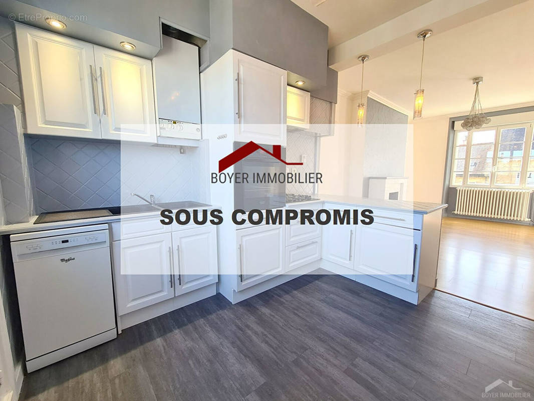 Appartement à FOUGERES