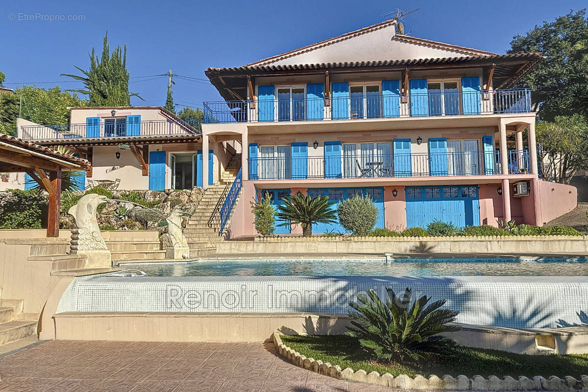 Maison à CAGNES-SUR-MER