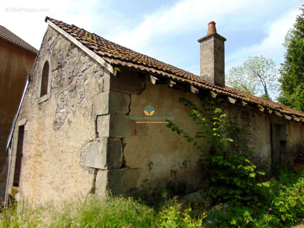 Maison à LE VAL-D&#039;AJOL