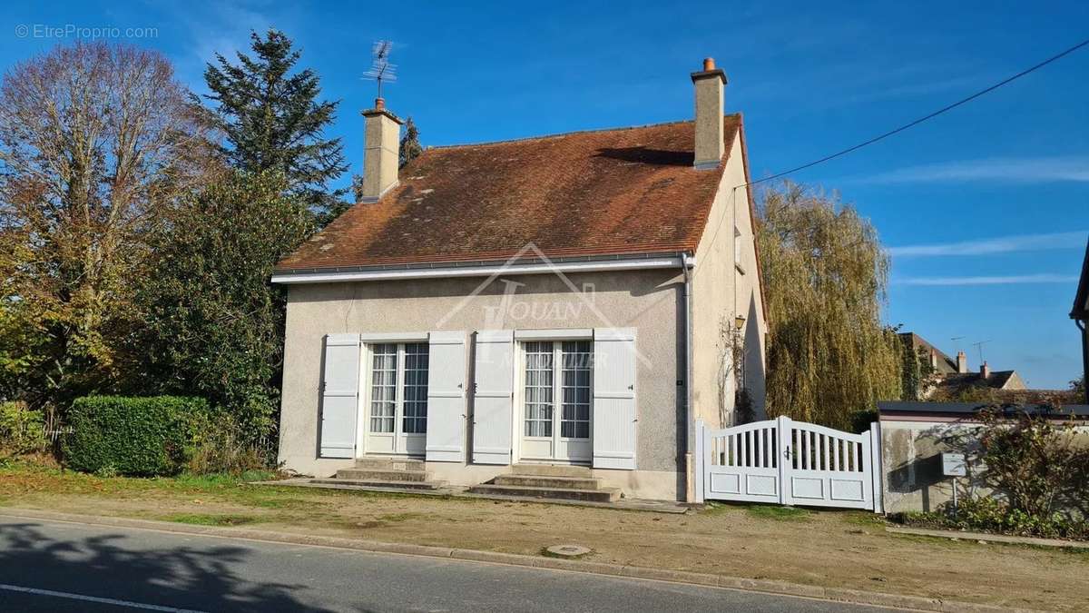 Maison à YGRANDE