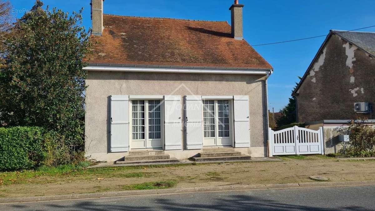 Maison à YGRANDE