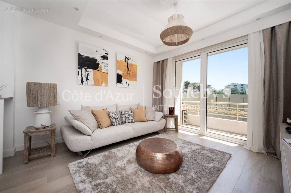 Appartement à CANNES