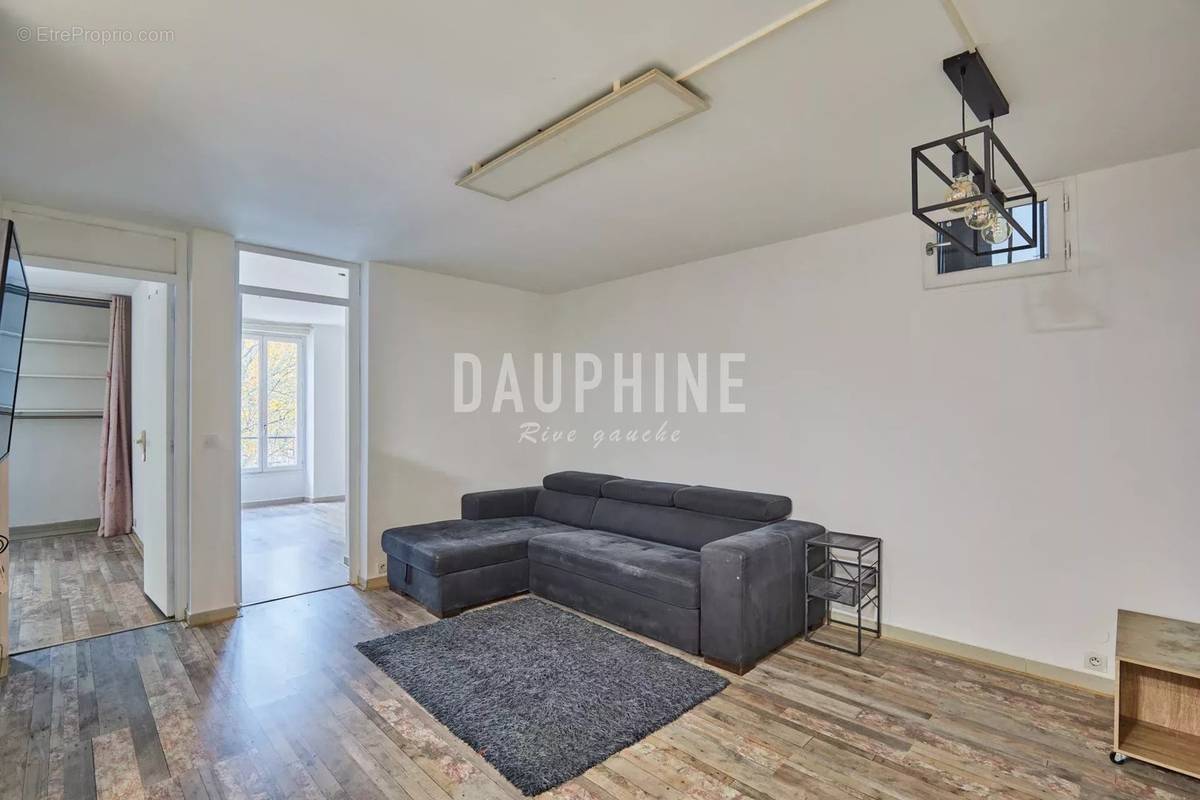 Appartement à PARIS-19E