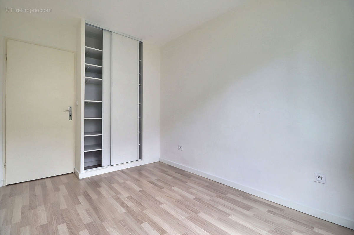 Appartement à AUBERVILLIERS