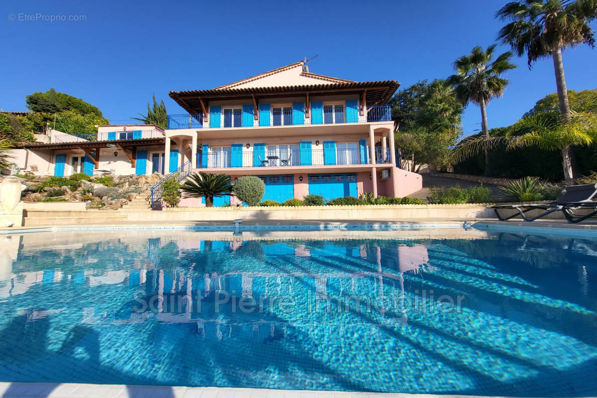 Maison à CAGNES-SUR-MER