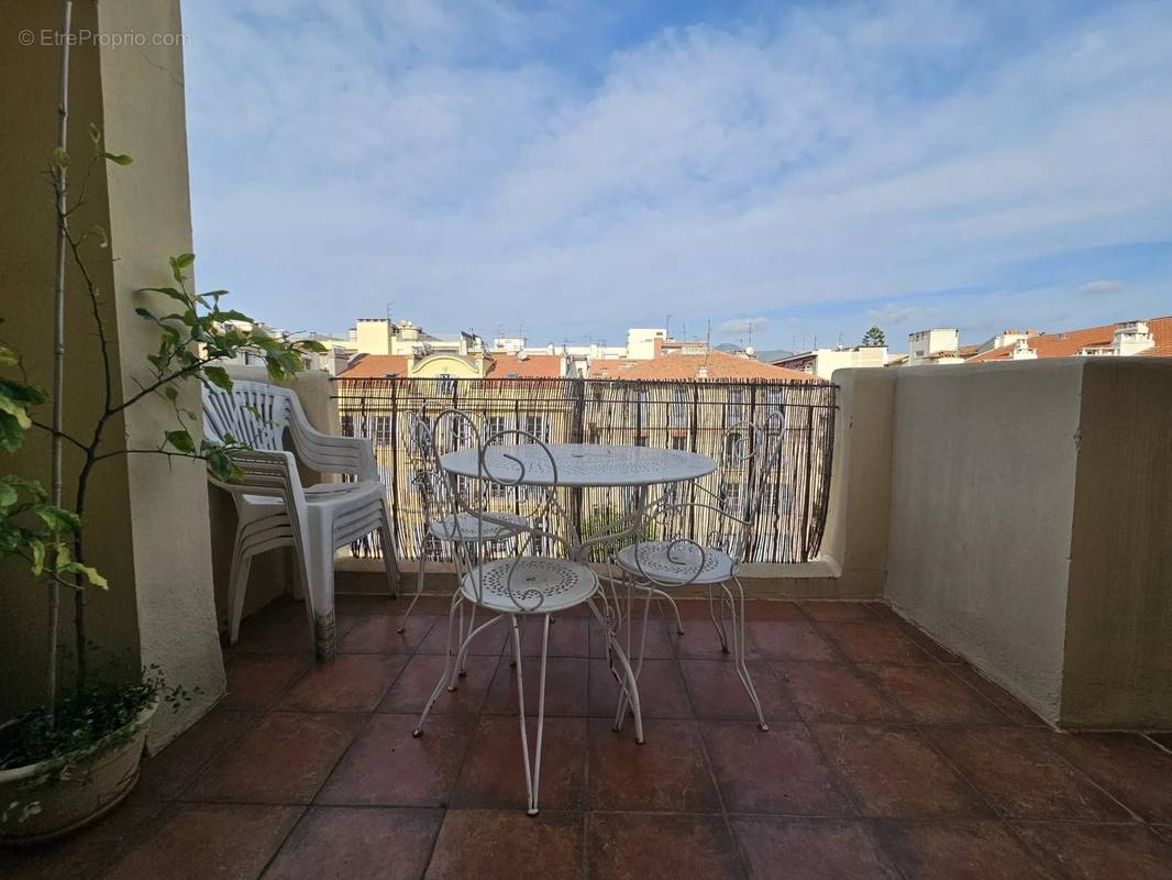 Appartement à NICE