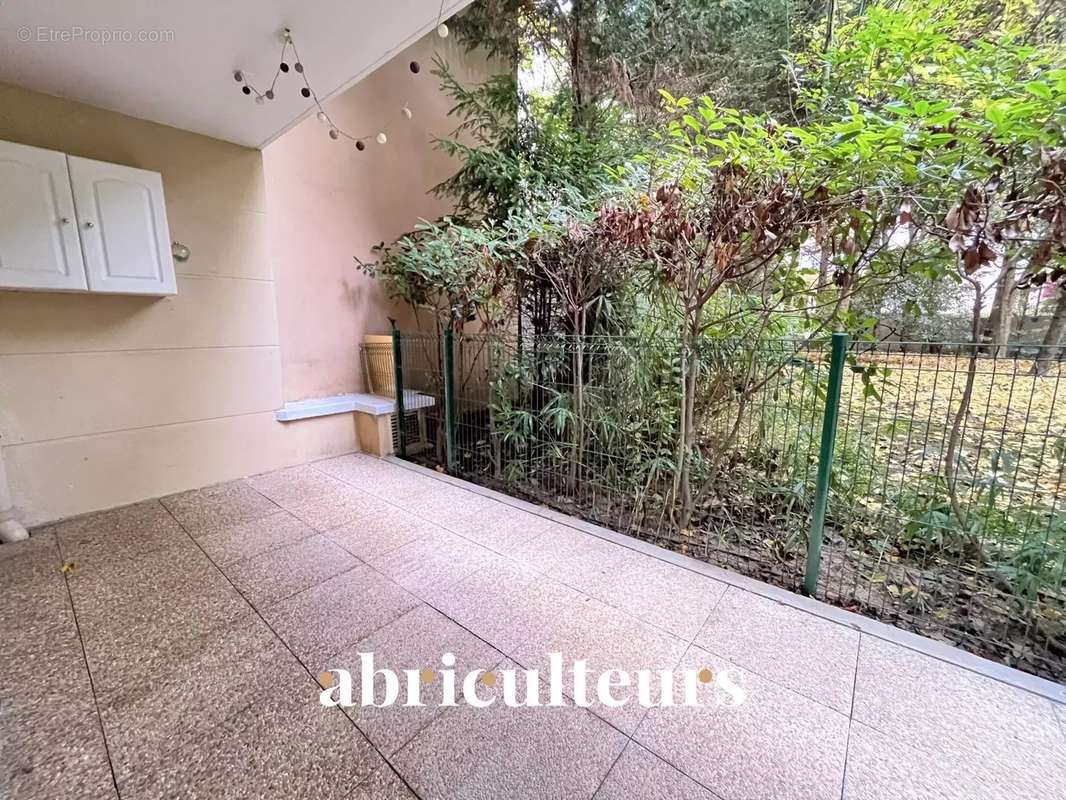 Appartement à SURESNES