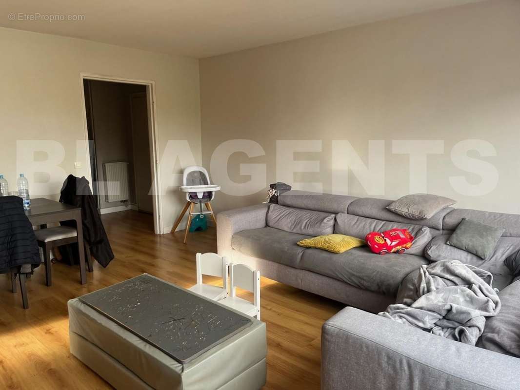 l - Appartement à VILLEPARISIS