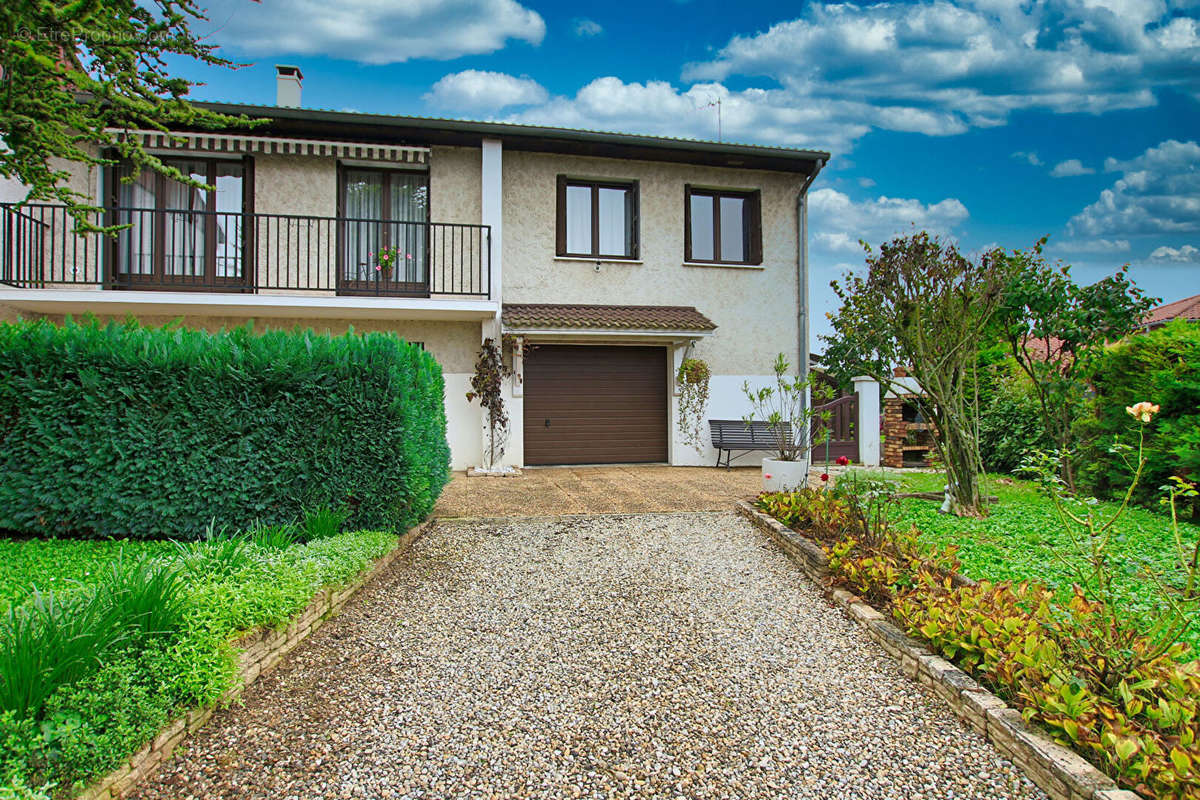 Maison à CORBAS