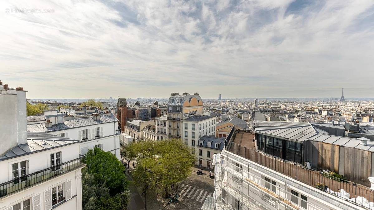 Appartement à PARIS-18E