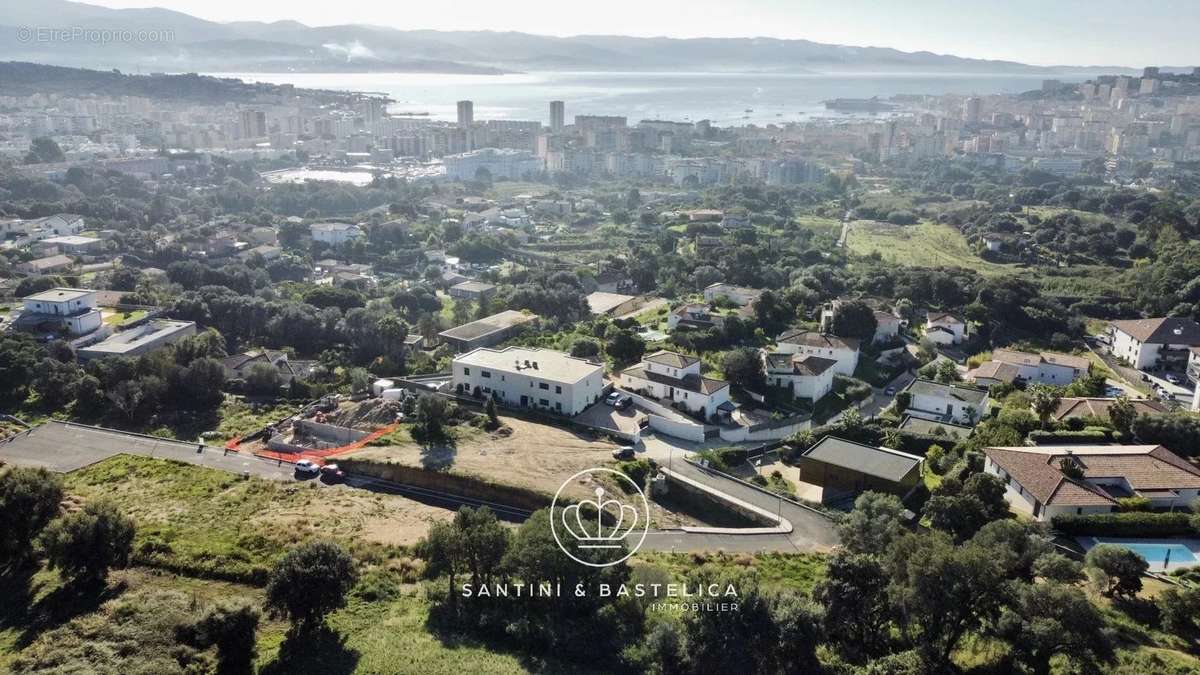 Terrain à AJACCIO