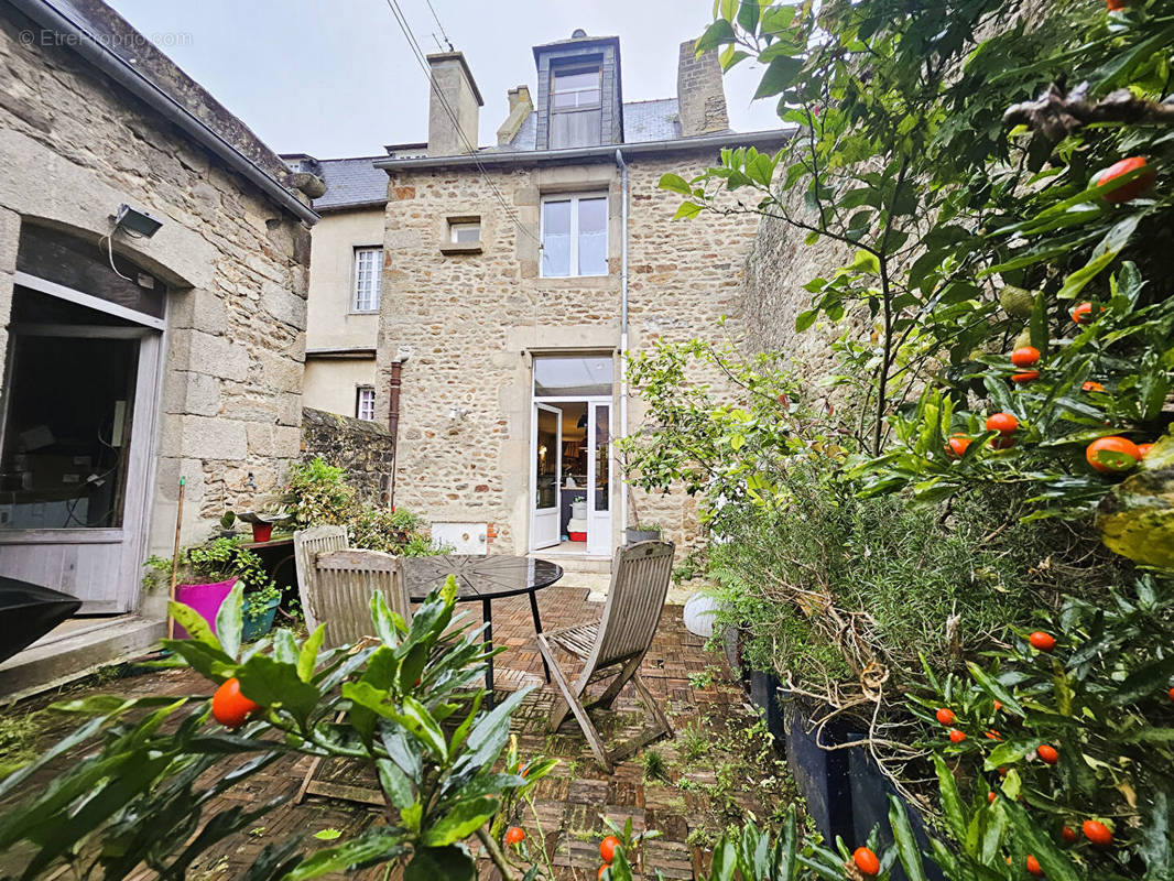 Appartement à DINAN