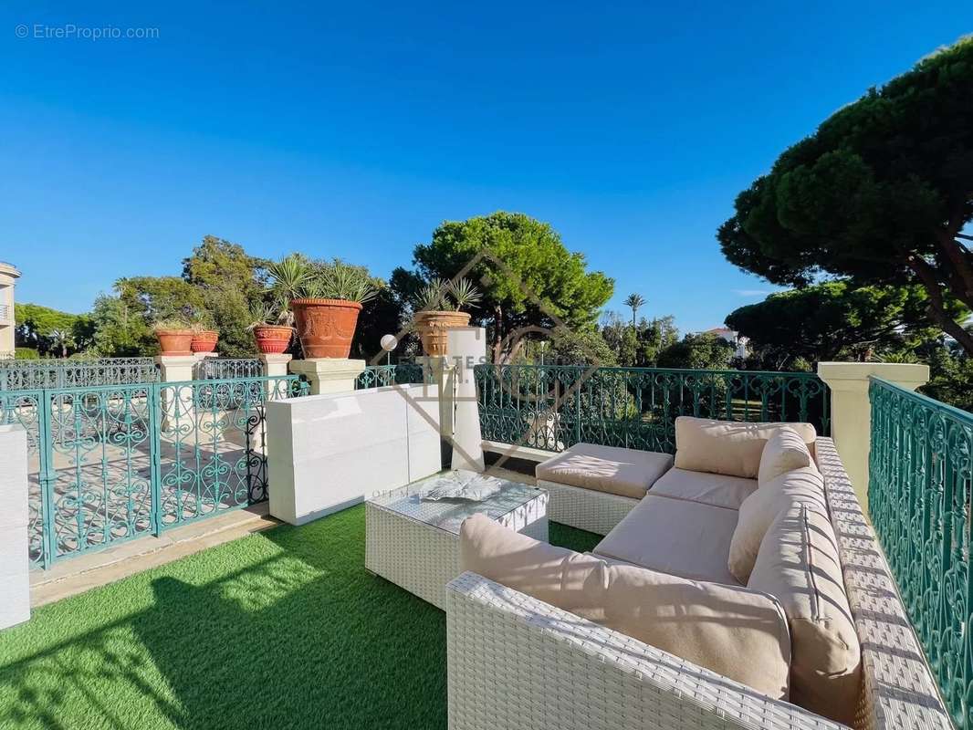 Appartement à CANNES