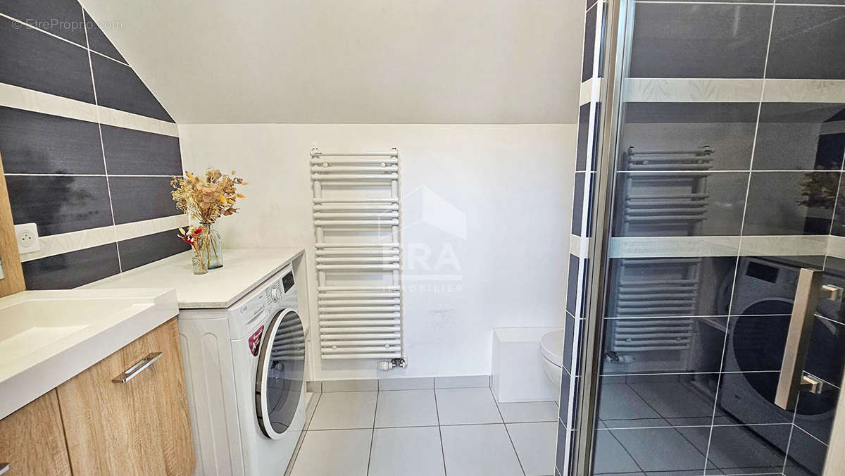 Appartement à MURES