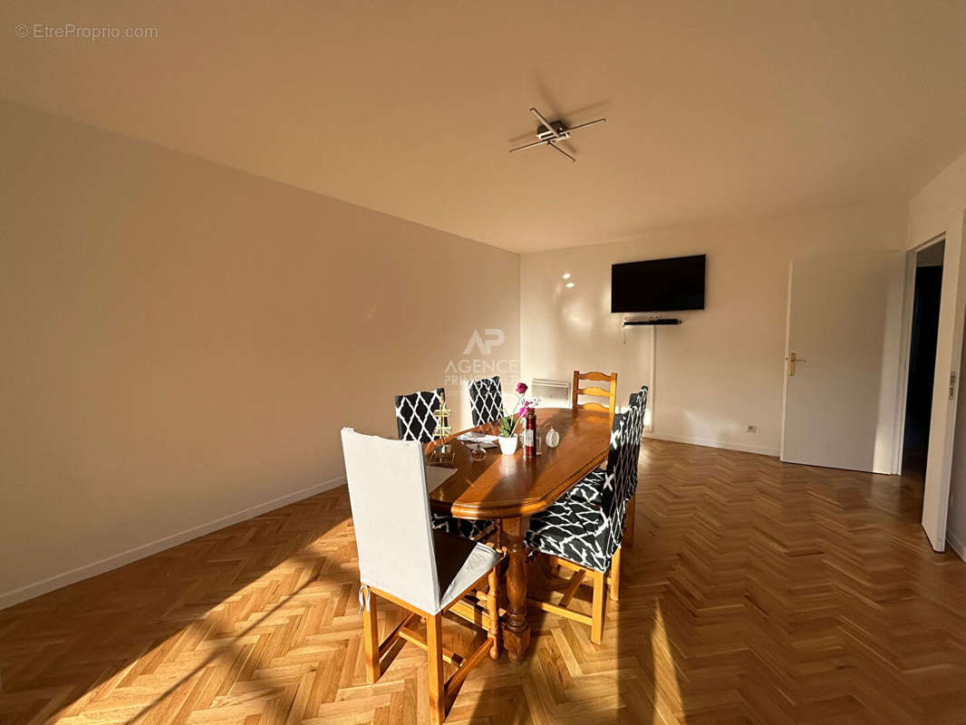 Appartement à CARRIERES-SOUS-POISSY