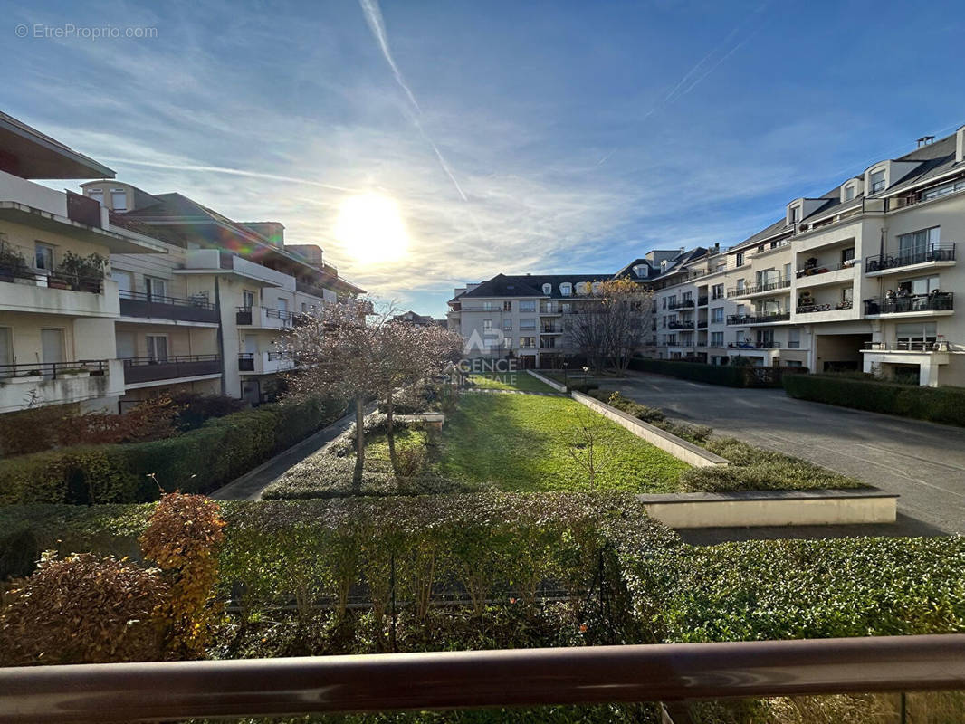 Appartement à CARRIERES-SOUS-POISSY