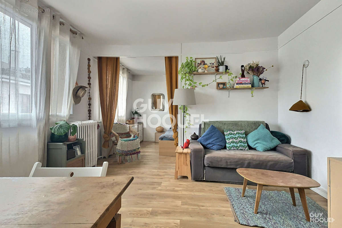 Appartement à MAISONS-ALFORT