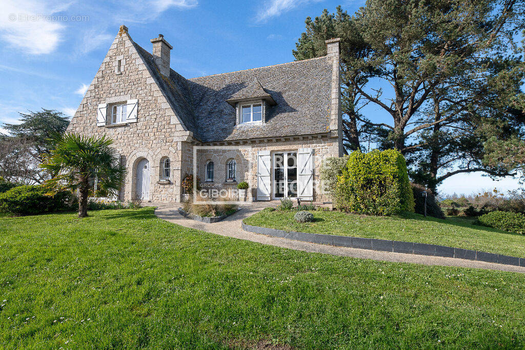 Maison à SAINT-COULOMB