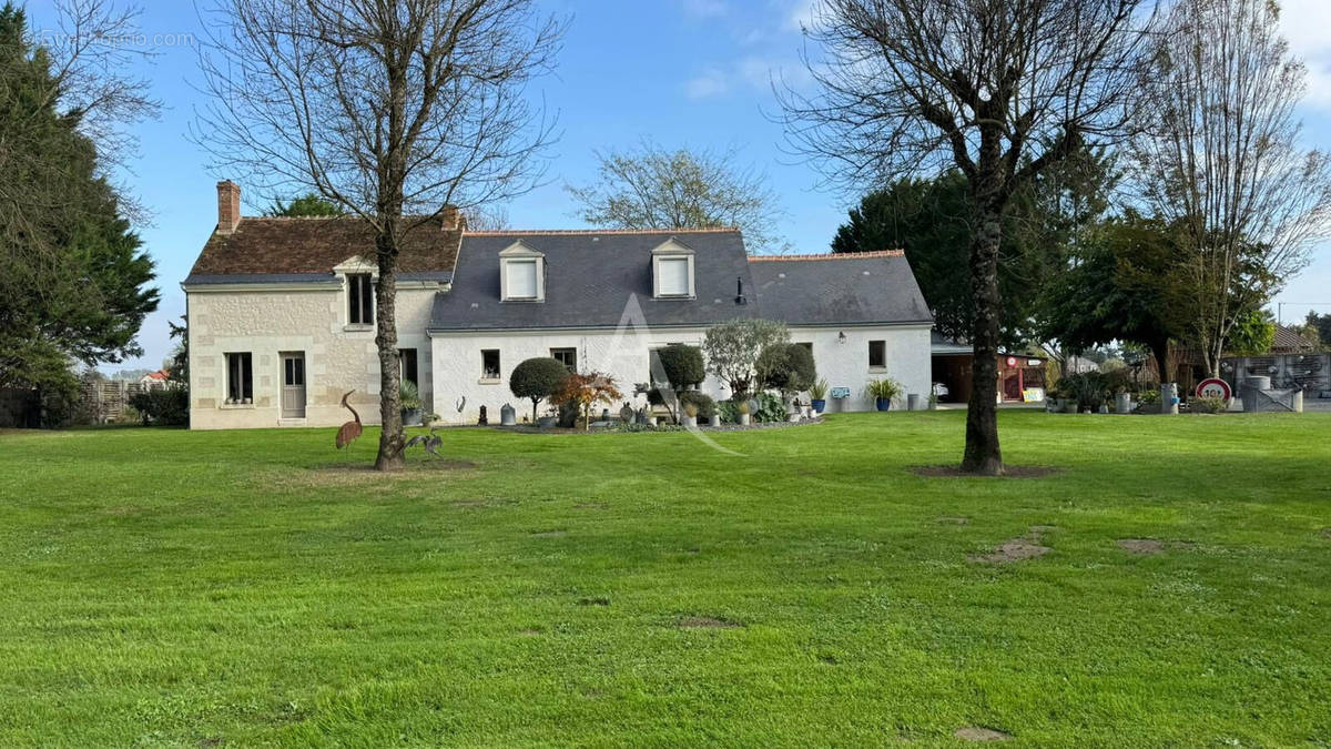 Maison à NOYERS-SUR-CHER