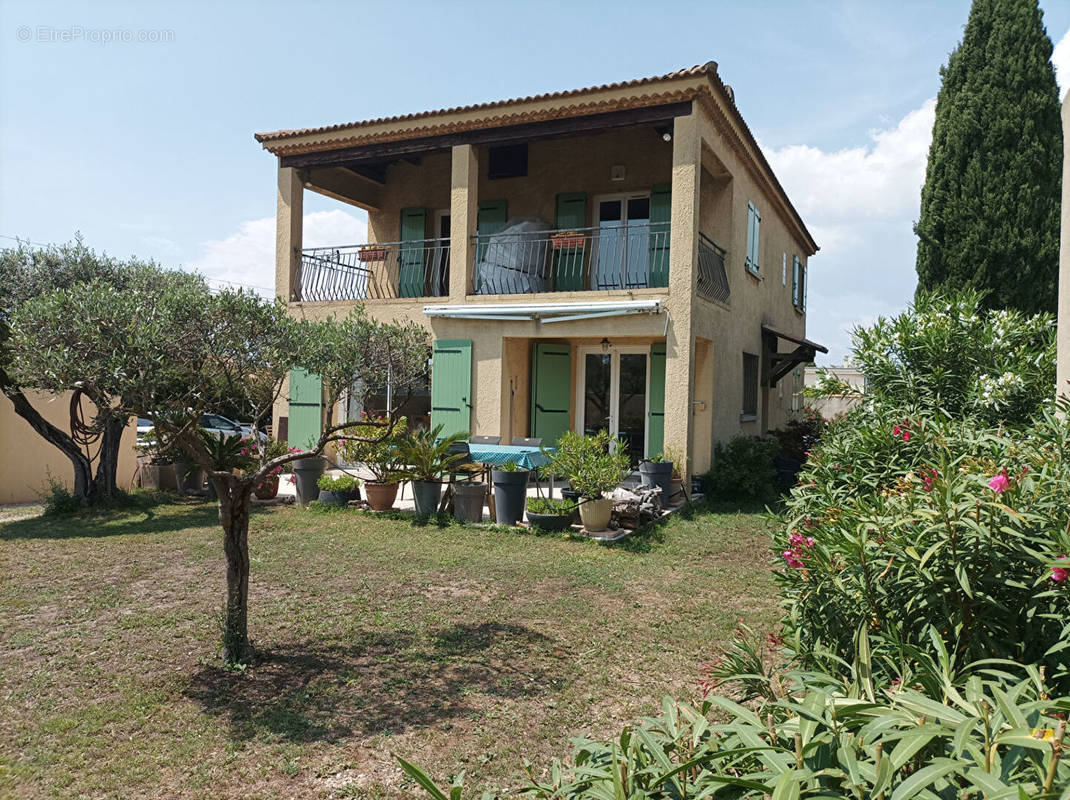 Maison à MARIGNANE