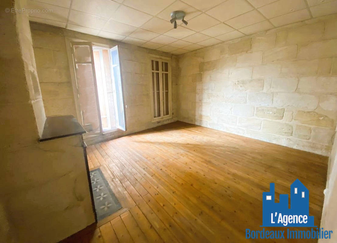 Appartement à BORDEAUX