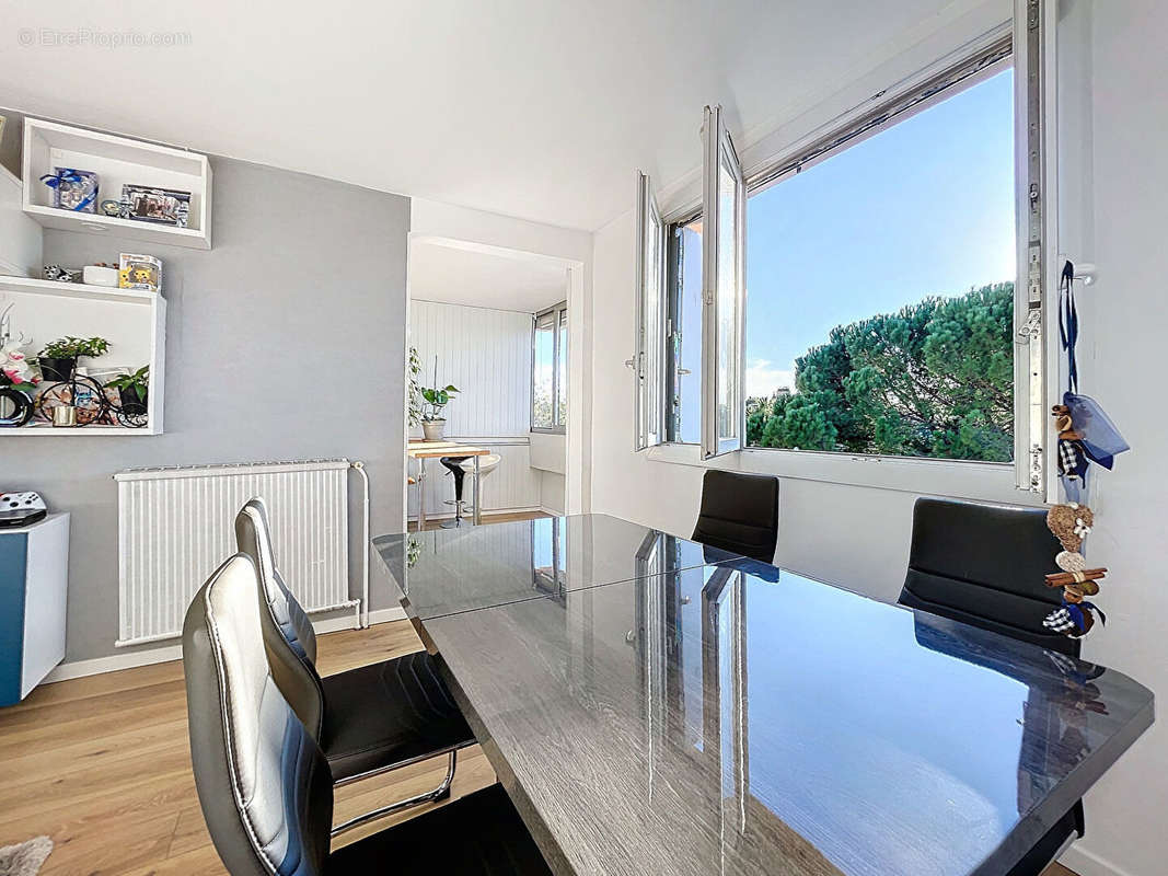 Appartement à AIX-EN-PROVENCE