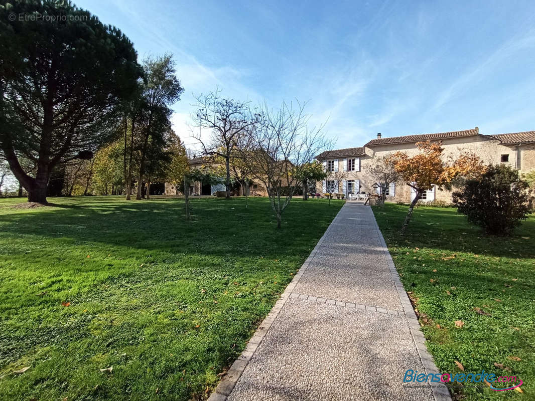 Maison à AIGONNAY