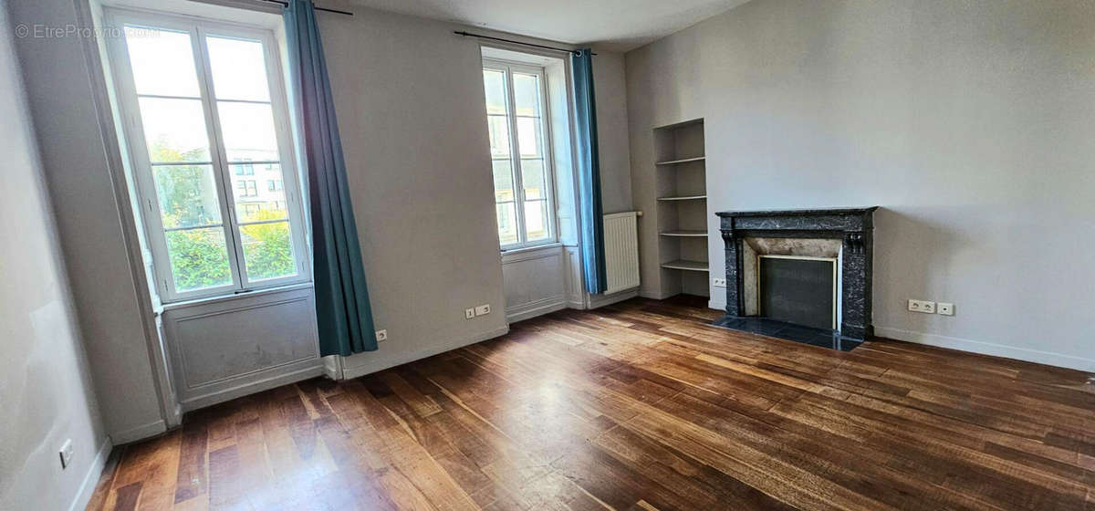 Appartement à QUIMPER