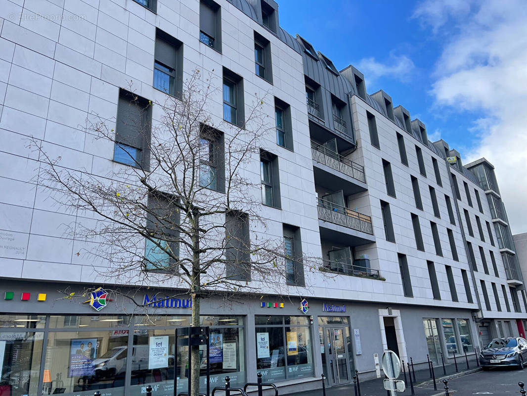 Appartement à SARTROUVILLE