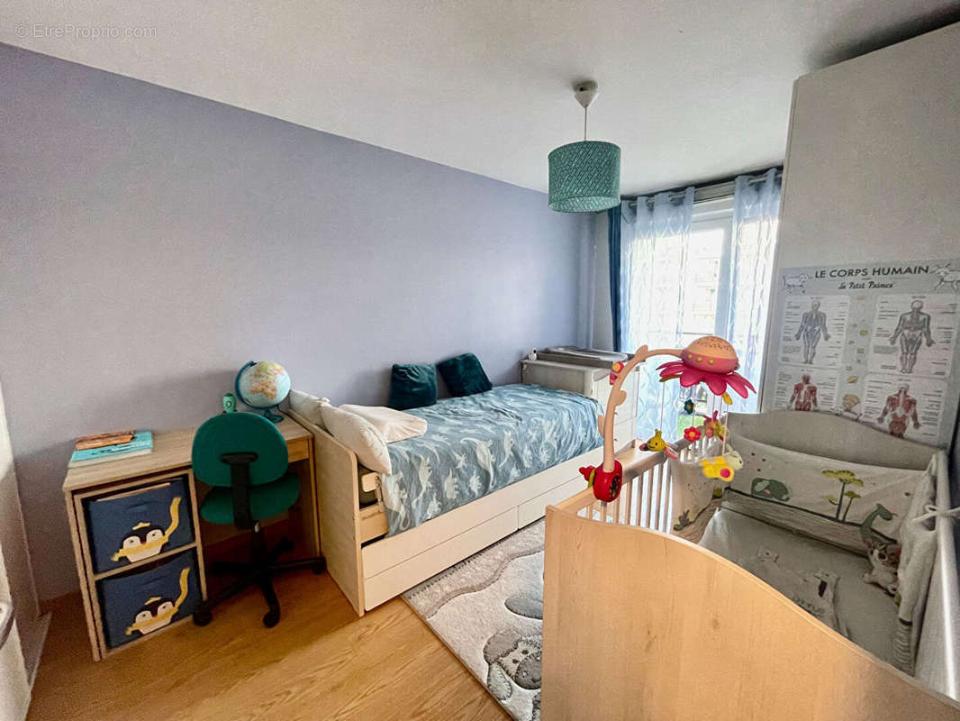 Appartement à SARTROUVILLE