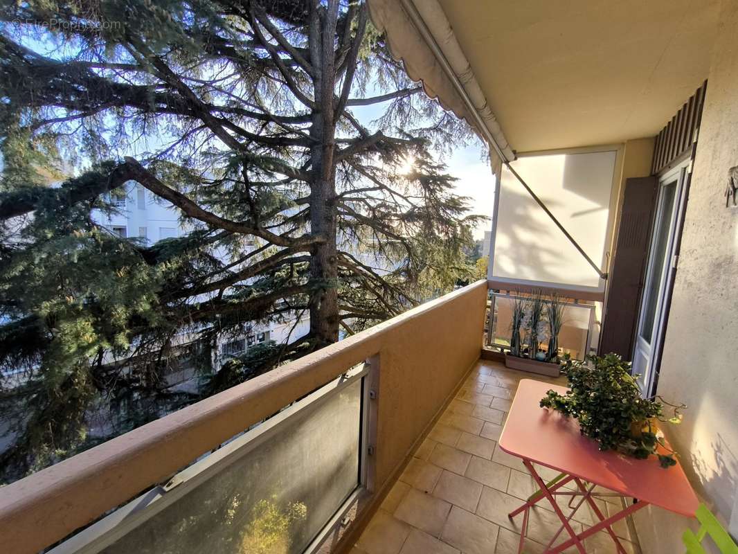 TERRASSE - Appartement à NIMES