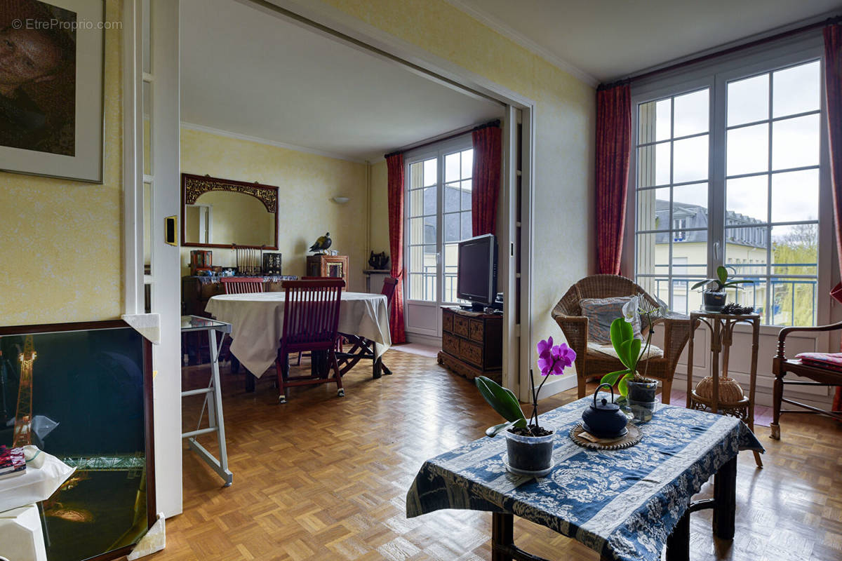 Appartement à VERSAILLES