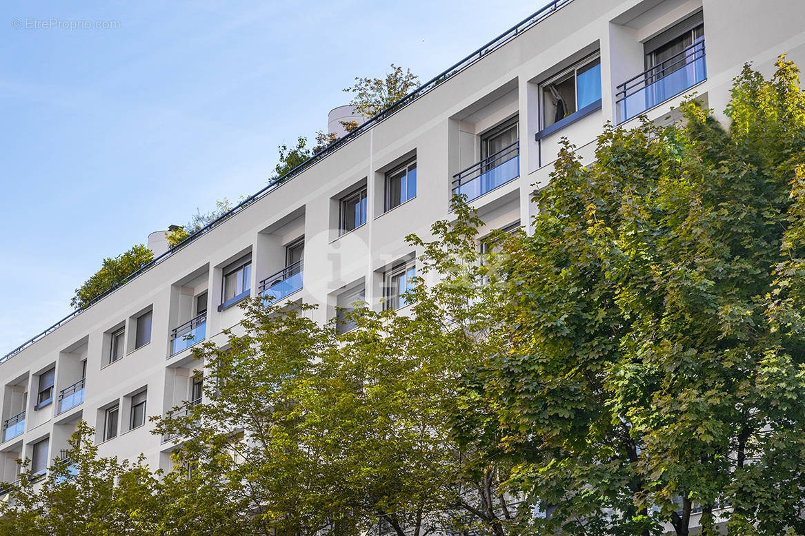 Appartement à LEVALLOIS-PERRET