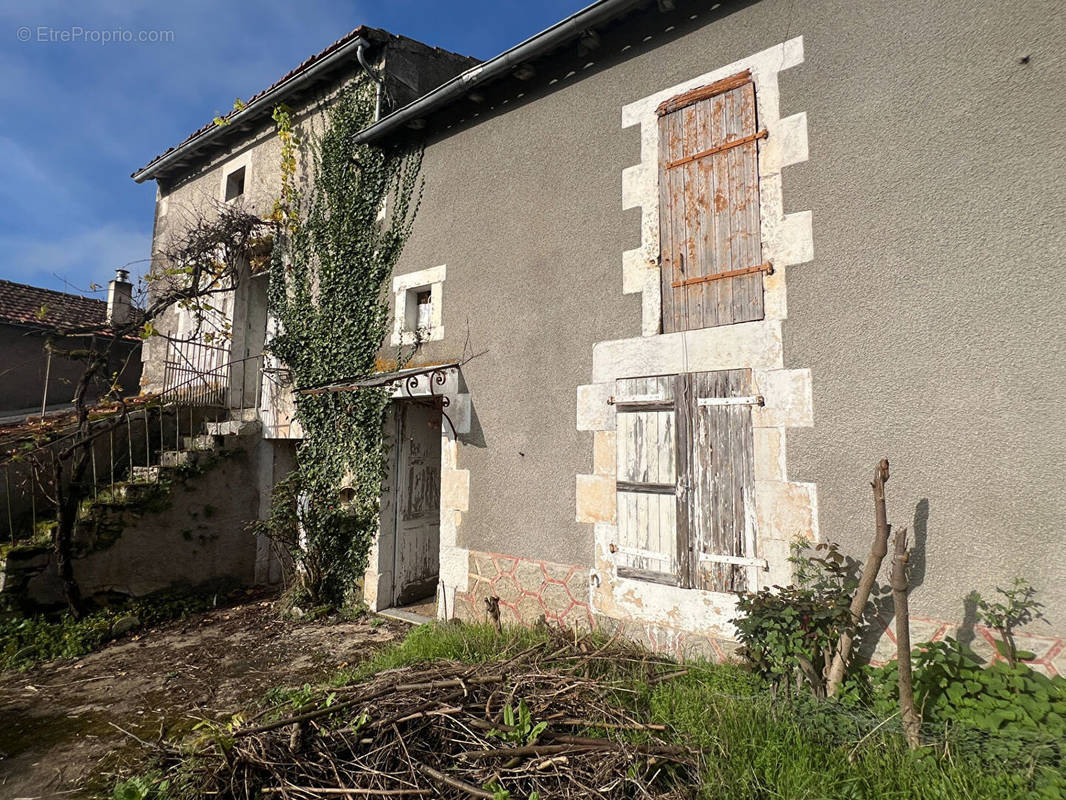 Maison à CIVAUX