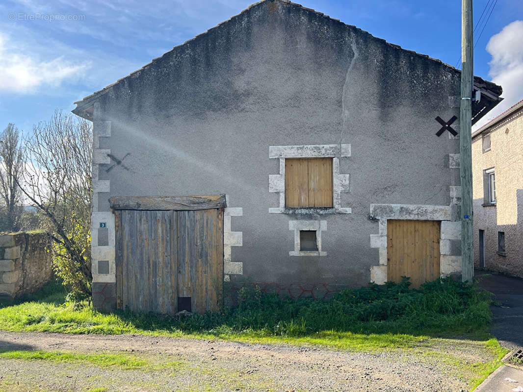 Maison à CIVAUX