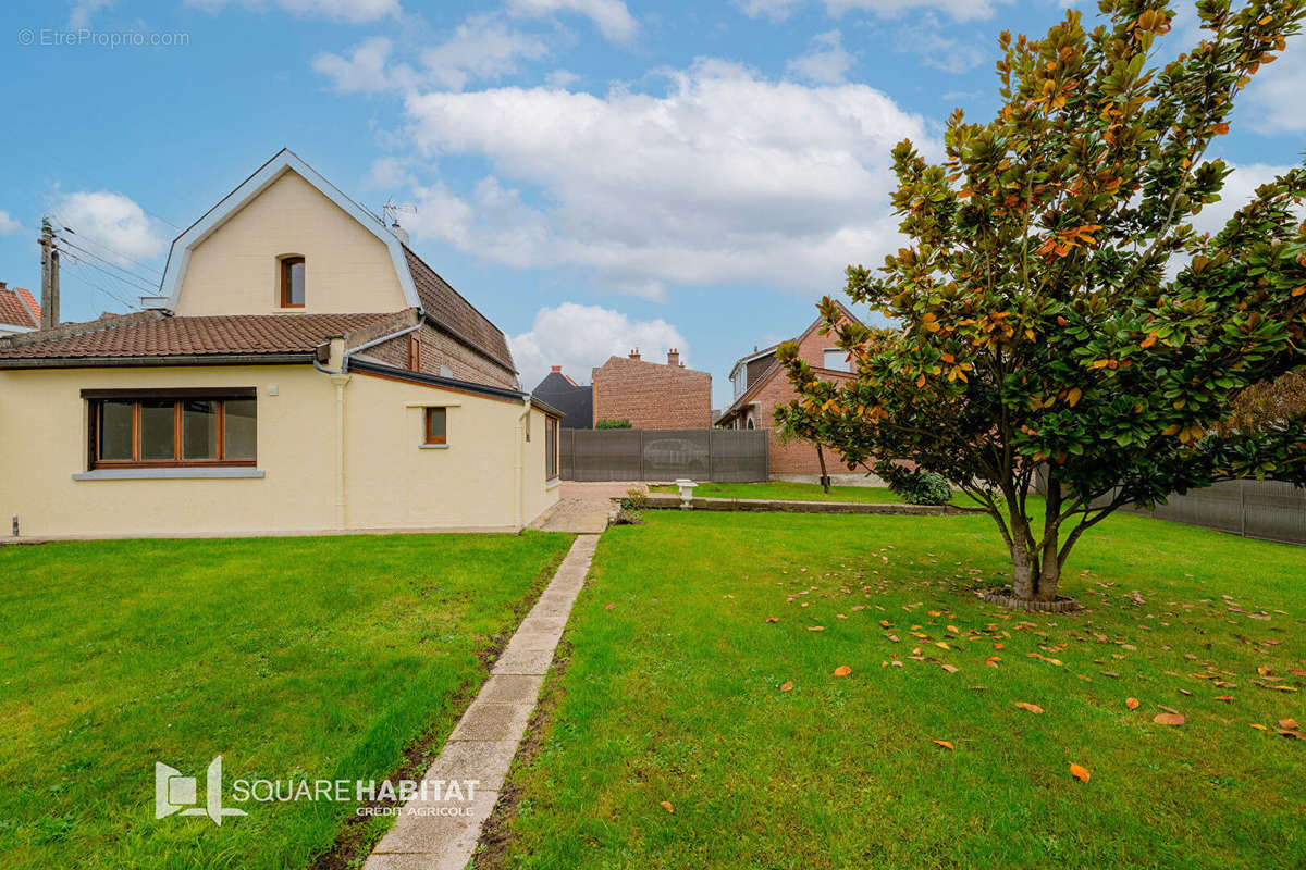 Maison à LAMBRES-LEZ-DOUAI