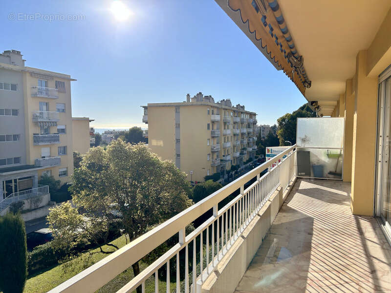 Appartement à CAGNES-SUR-MER