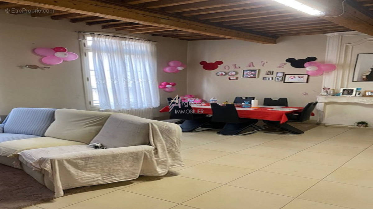 Appartement à BEAUCAIRE