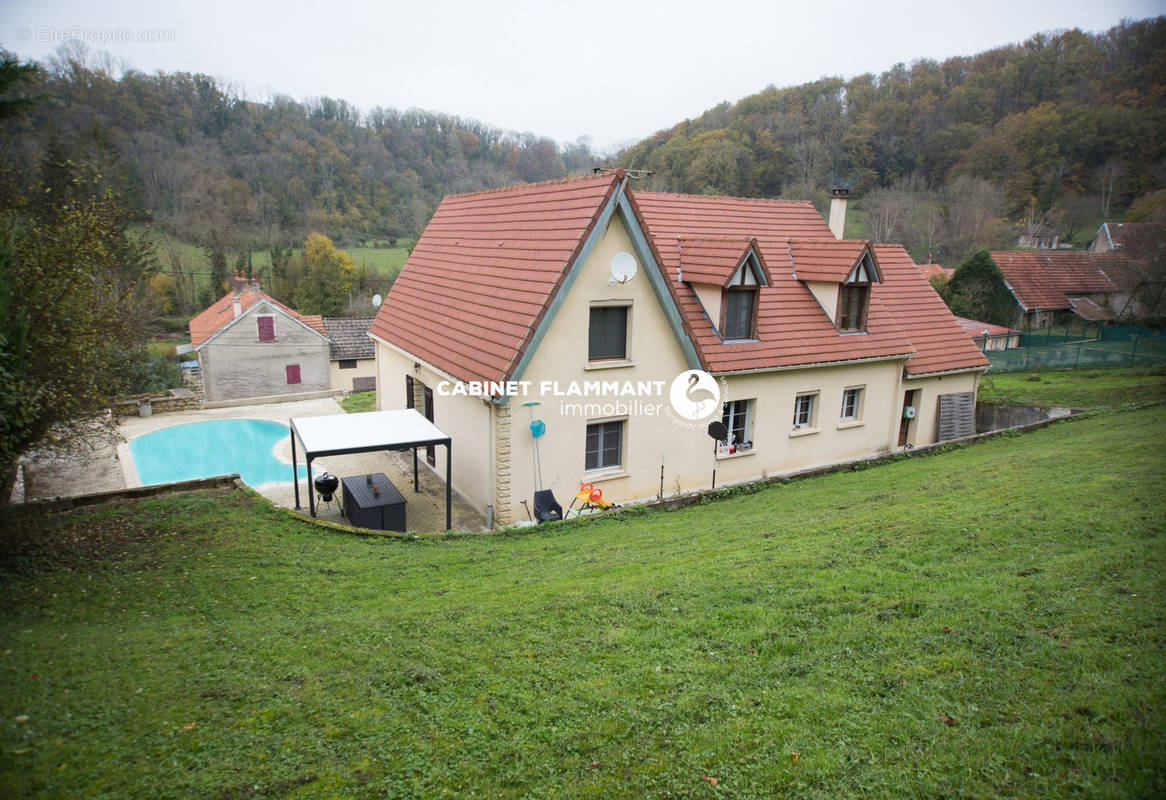 Maison à FROLOIS