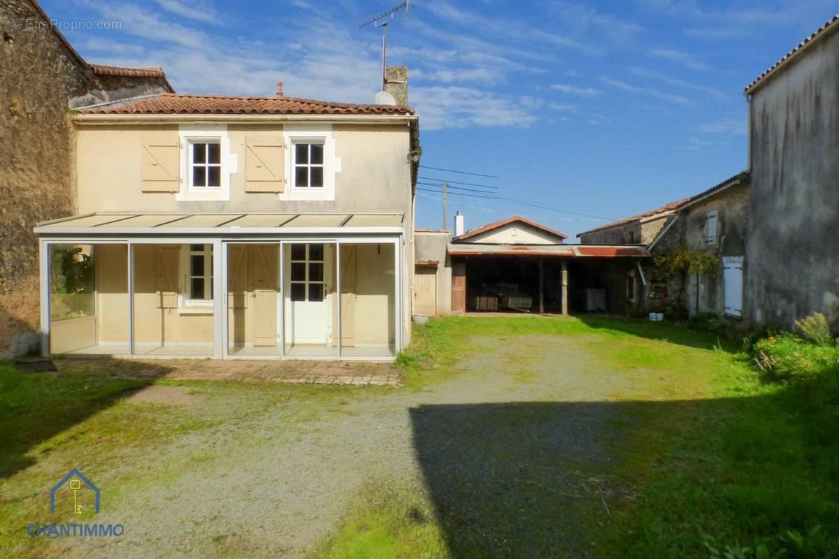 Maison à CHANTONNAY