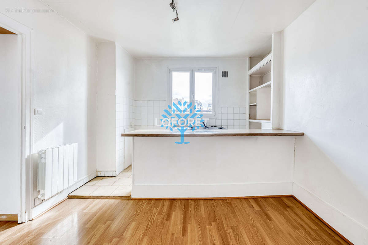 Appartement à PARIS-10E