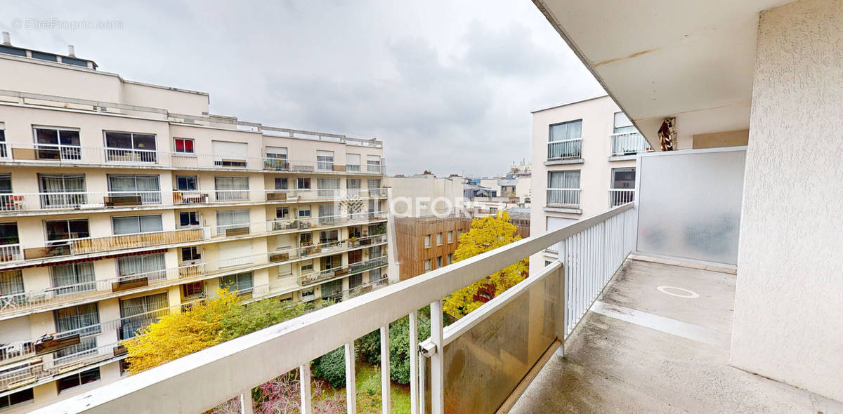 Appartement à PARIS-11E