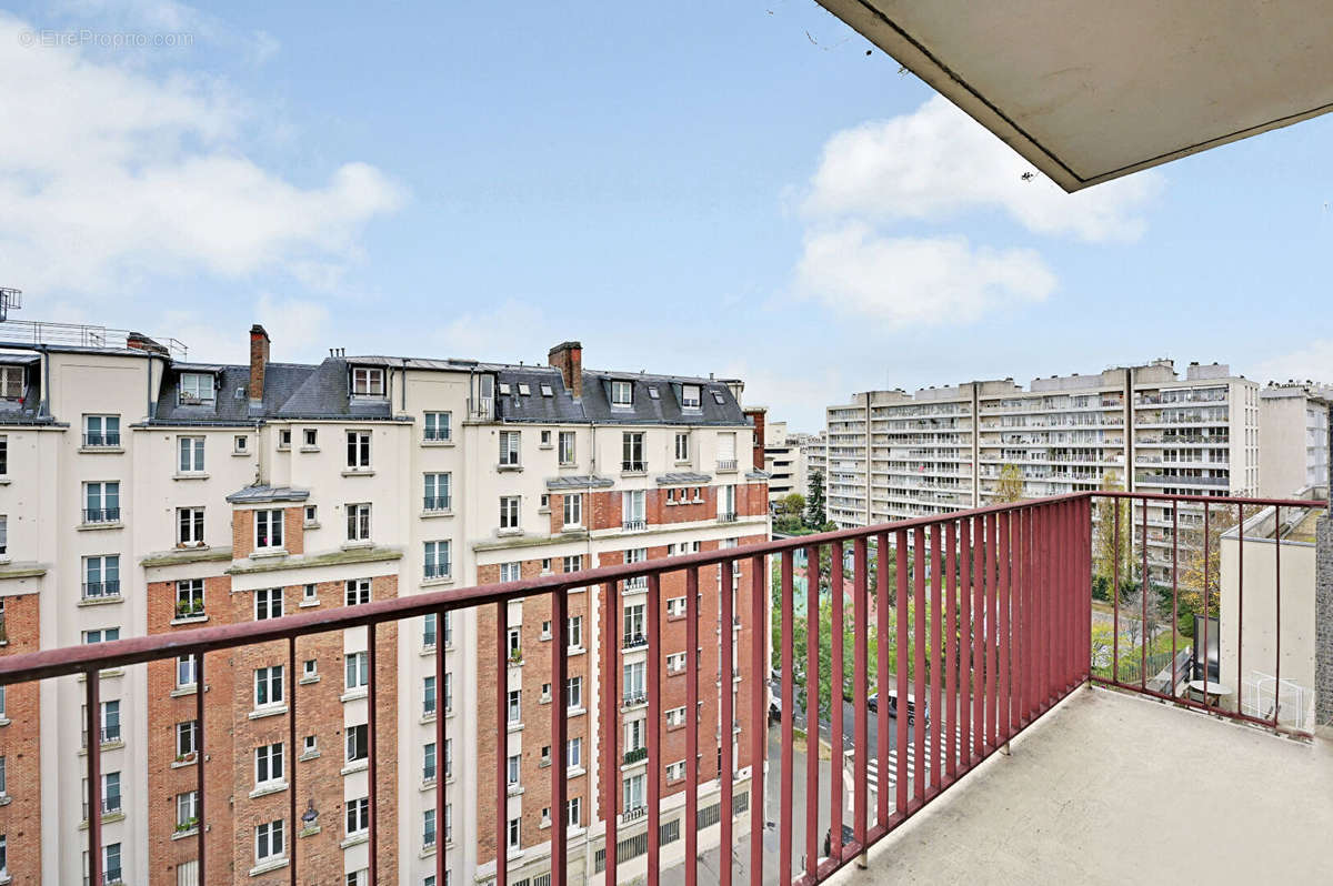 Appartement à PARIS-20E