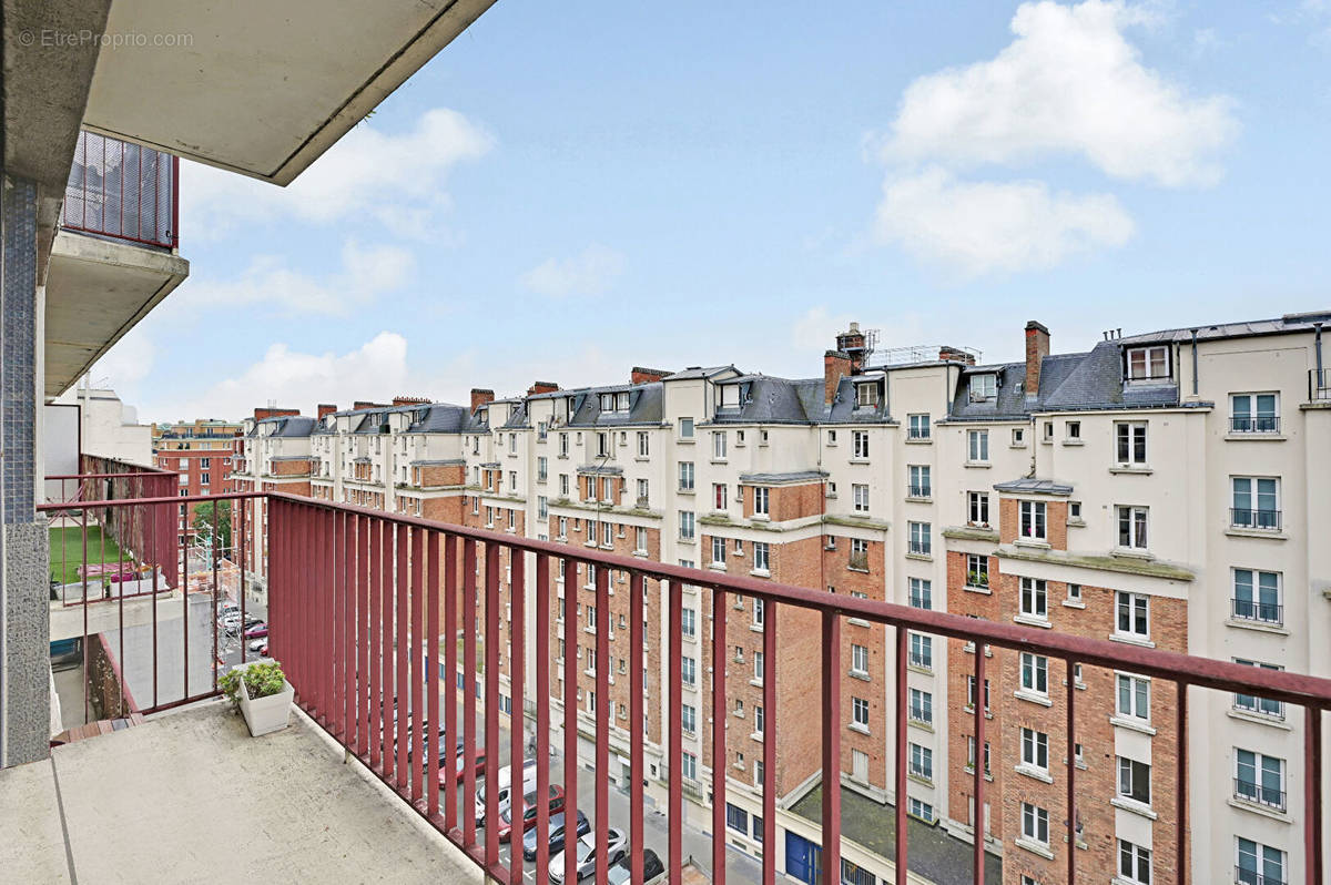 Appartement à PARIS-20E