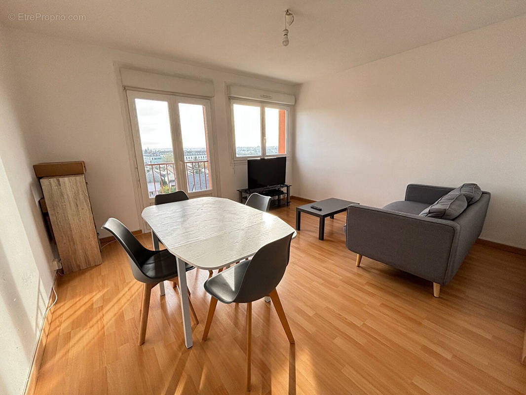 Appartement à LAVAL