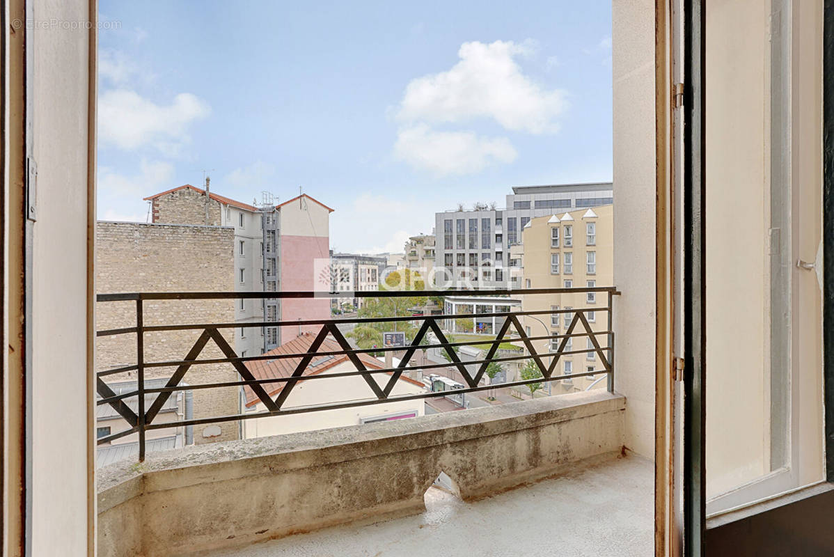 Appartement à ISSY-LES-MOULINEAUX